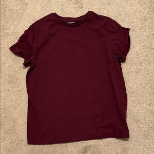 Goodfellow & Co Burgundy Short Sleeve Tee